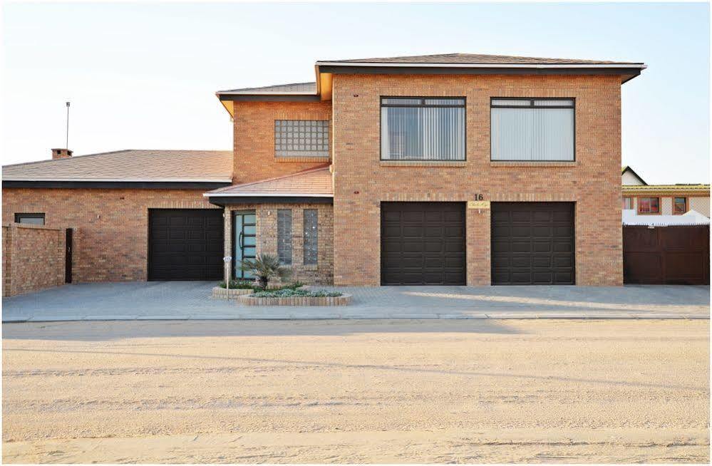 Chala-Kigi Apartments Swakopmund Eksteriør billede